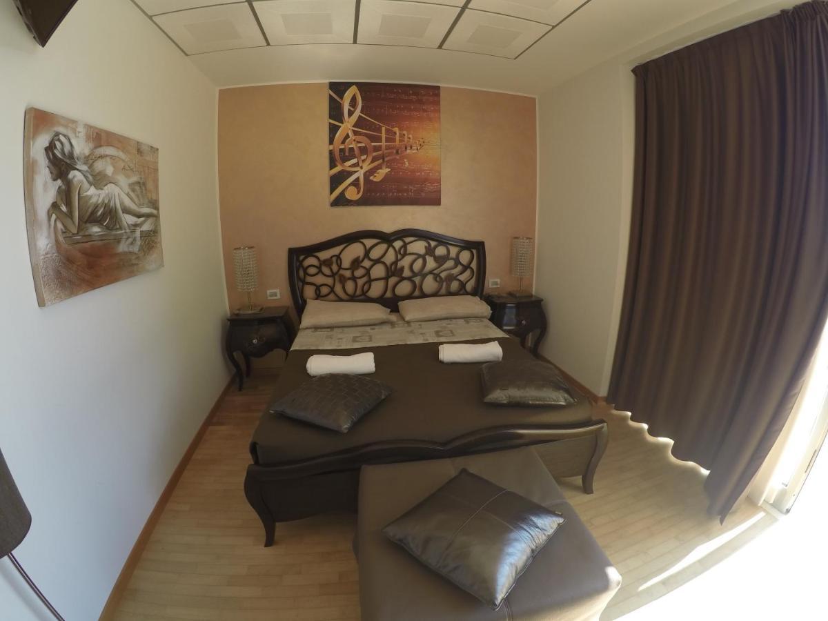 Villa Imago Roseto Degli Abruzzi Room photo